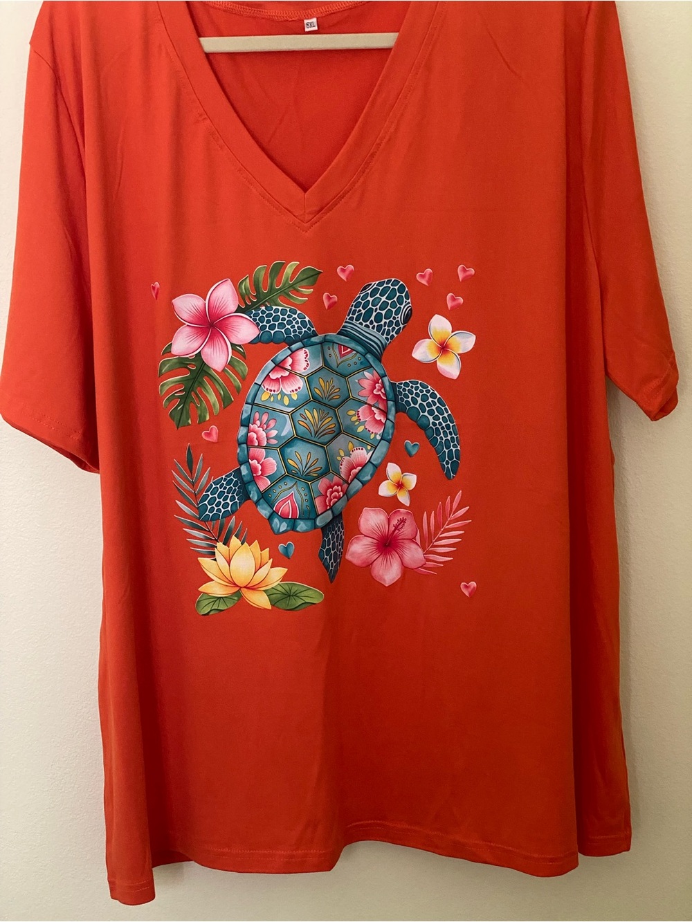 Women's V-Neck Orange Tee with Floral Sea Turtle Graphic Size 3X NEW
